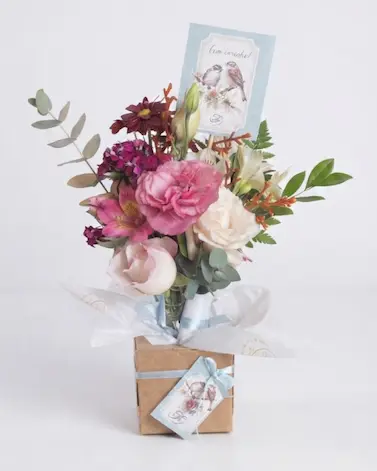 Garrafinha de Flores