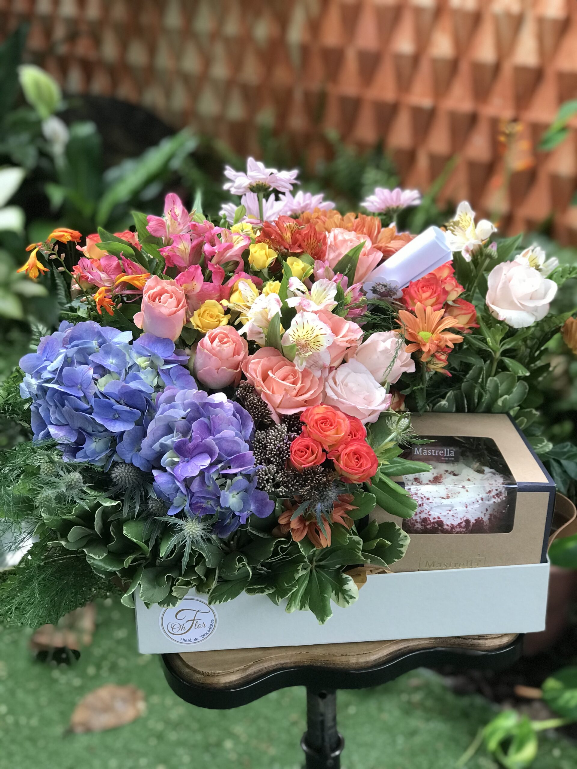 Pote G de flores