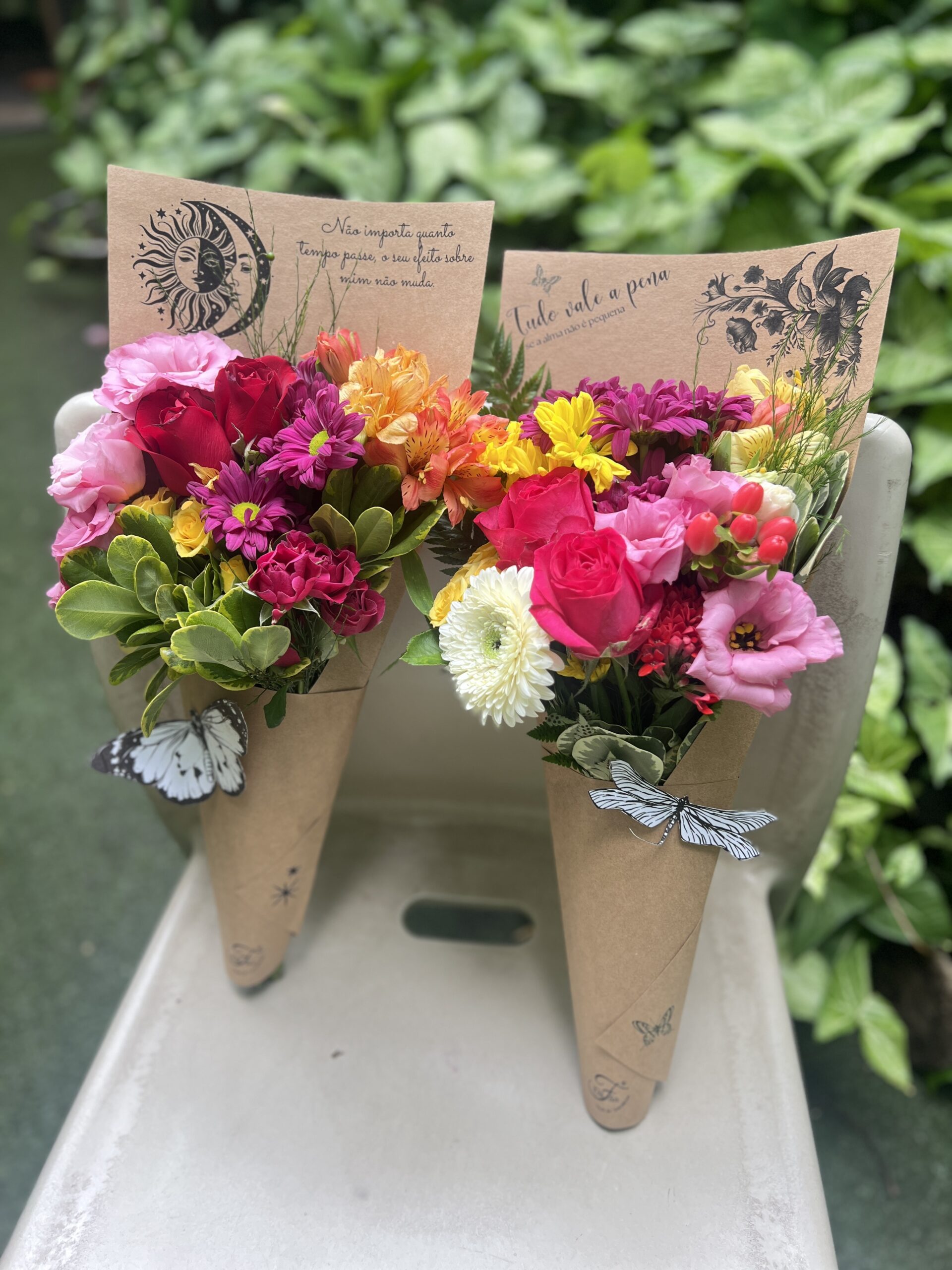 Cartão kraft flores secas